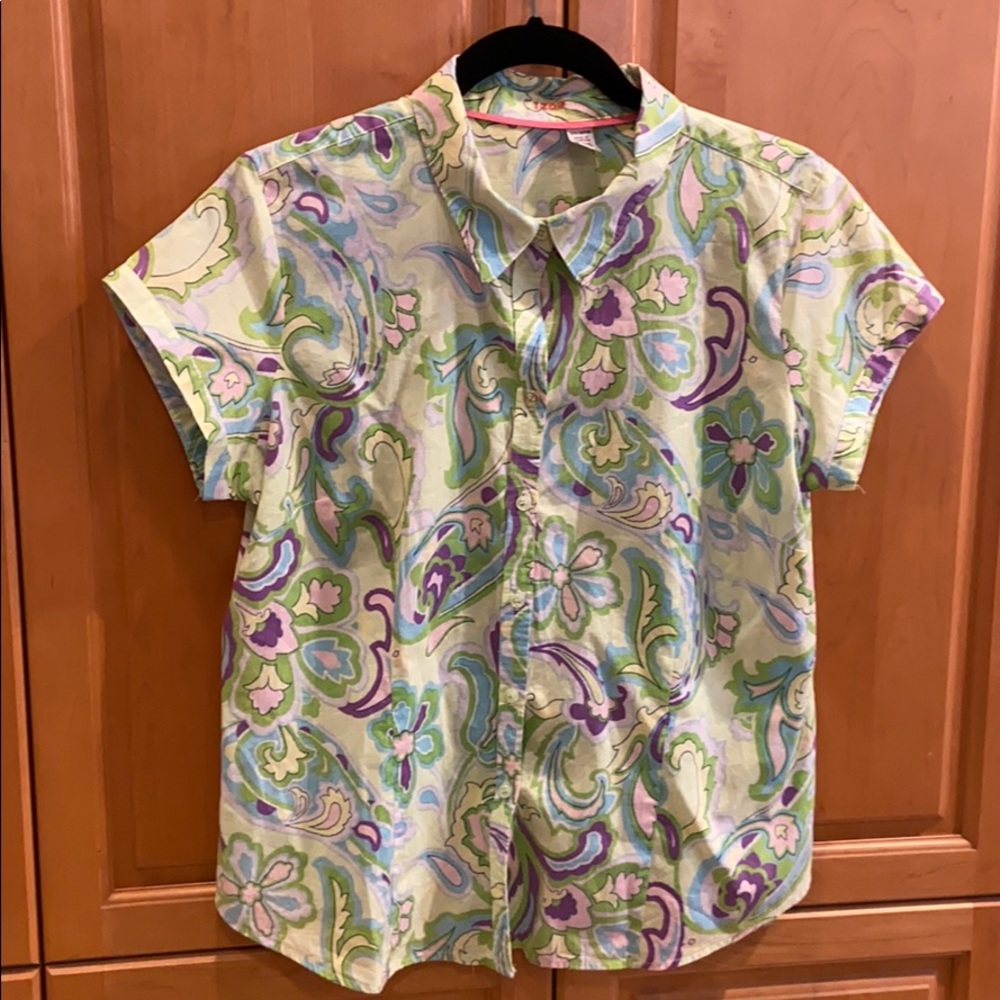 Women’s PXL Izod short sleeve button down top